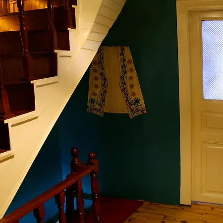 Mansion By Cheers 4*
