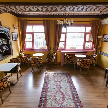 Mansion By Cheers Hotel 4*