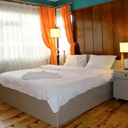 Mansion By Cheers Hotel 4*
