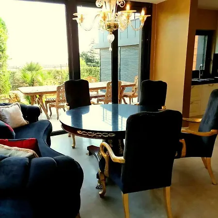 7br Zekeriyakoy Private Villa