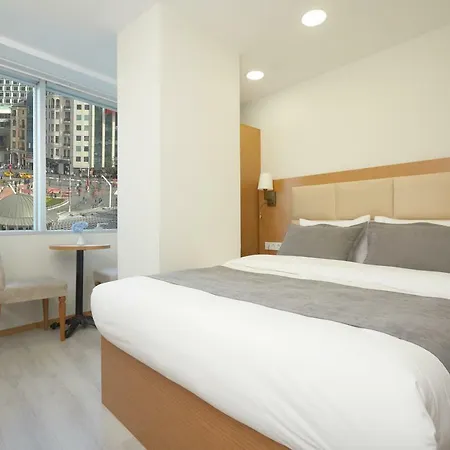Kartal Palace Taksim Square Family Hotel