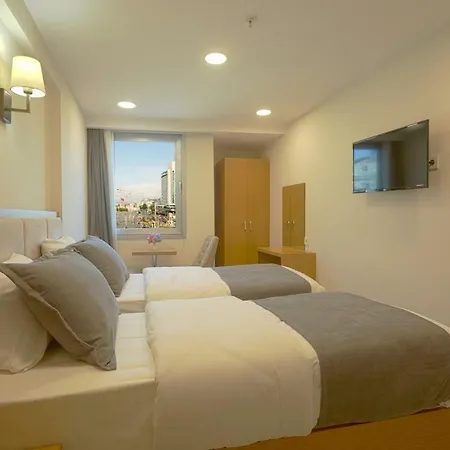 酒店 Kartal Palace Taksim Square Family 2*