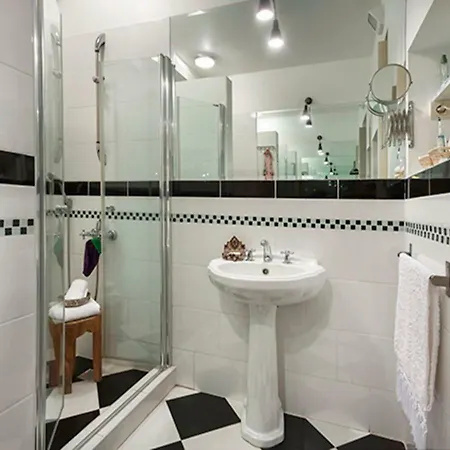 Chiconomy Apartment *