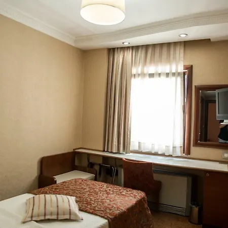 Yuksel Hotel 3*