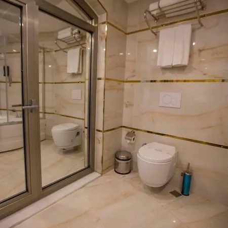 Palde & Hotel 4*