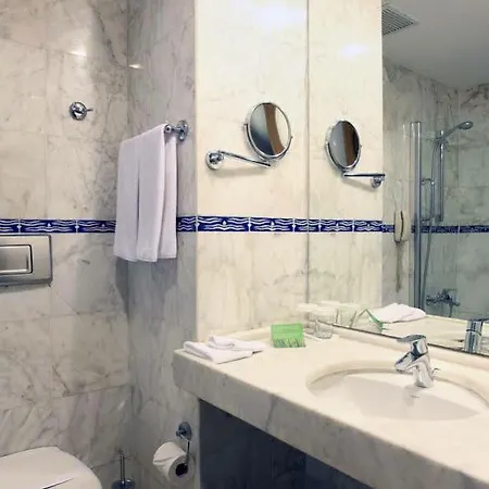 Ramada By Wyndham Taksim Hotel Istanbul