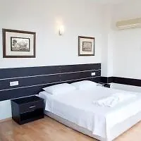 Grand Ons Hotel