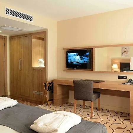 Listana Hotel 4*