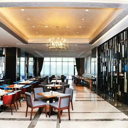 Otel Hawthorn By Wyndham Airport