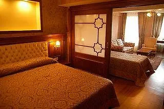 Hotel Sumengen 4*