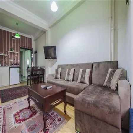 Bekar Sokak * Istanbul
