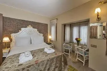 By Murat Royal Galata Provincia di Istanbul