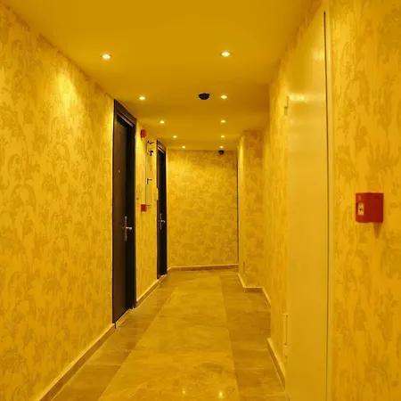 Hotel Comfort Elite Old