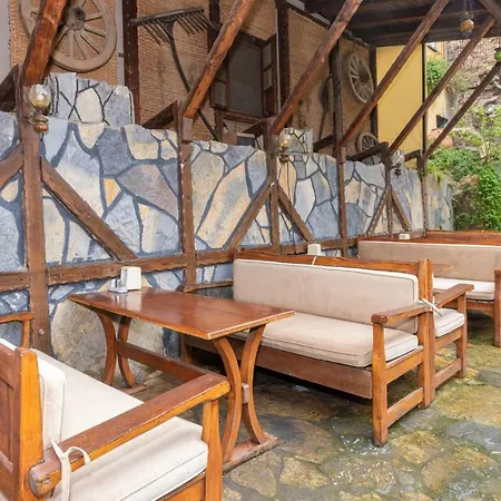 Bed & Breakfast Otto Old 3*