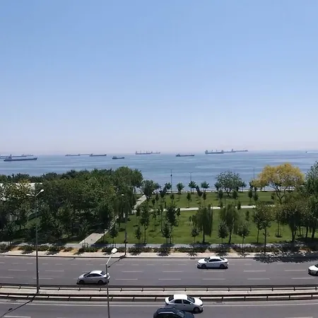 اسطنبول بكركوي طريق الساحل Apartment