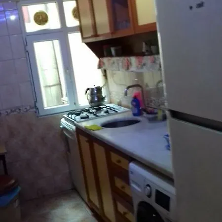 Eda's Apartment *