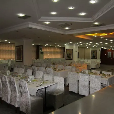 Otel Kaya 3*