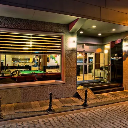 帕克豪斯酒店和spa中心 3*