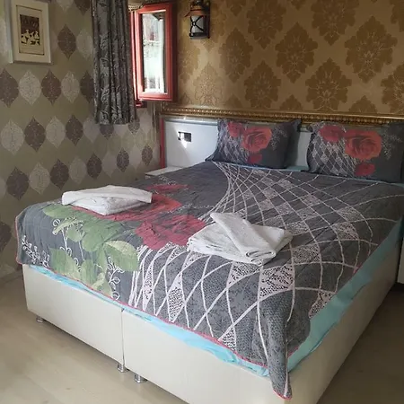 Sophia Studio Aparthotel *