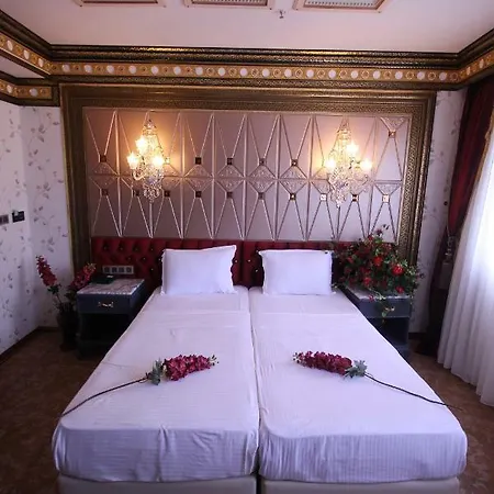 Laleli Blue Marmaray Hotel