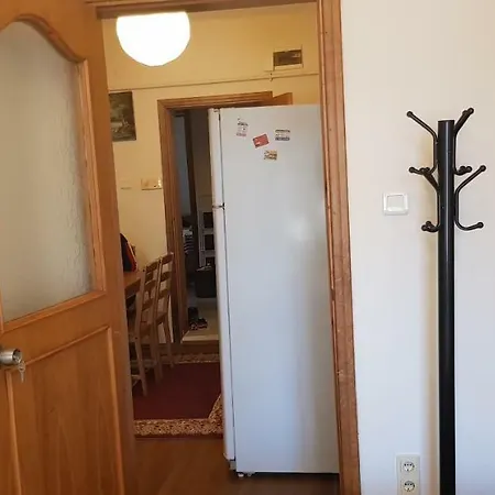 Apartment Red House *