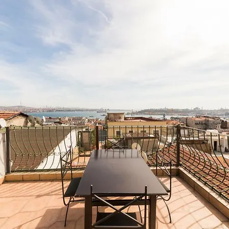 Sweet Galata Homestay *