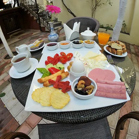 Ottoman's Pearl Bed & Breakfast 3*