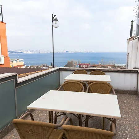 Cheers Vintage Hostel Istanbul