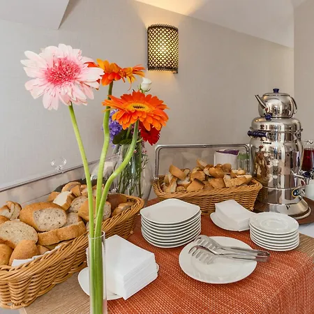 Hotel Aybar &