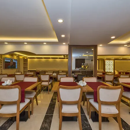 Marmara Place Old Hotel Istanbul