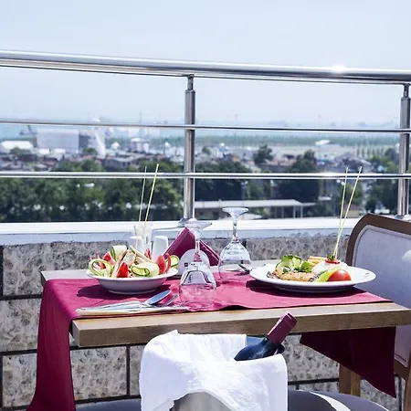 Hotel Marmara Place Old