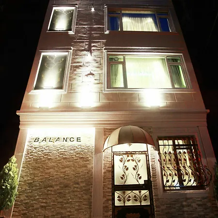 Balance Taksim Aparthotel 3*