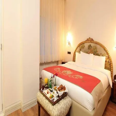Lir Long Apart Otel