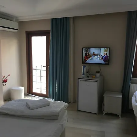 Deniz Estambul