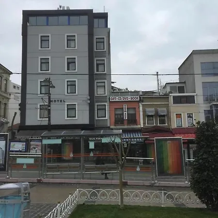 Hotel Esra Sultan Petrol 3*