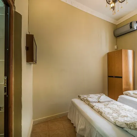 Yeni 2* Istanbulská provincie