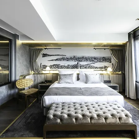 Hotel The Wings