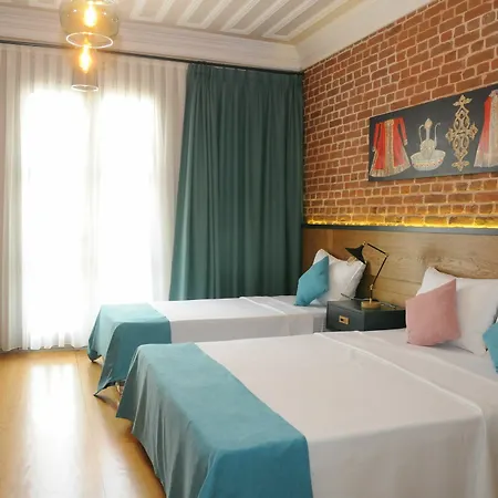 El Gusto Hotel 2*