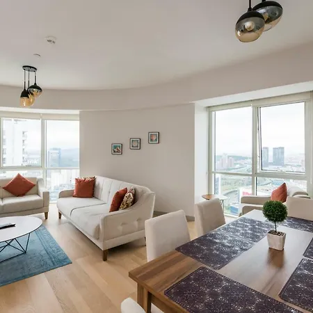 Oryapark Apartment