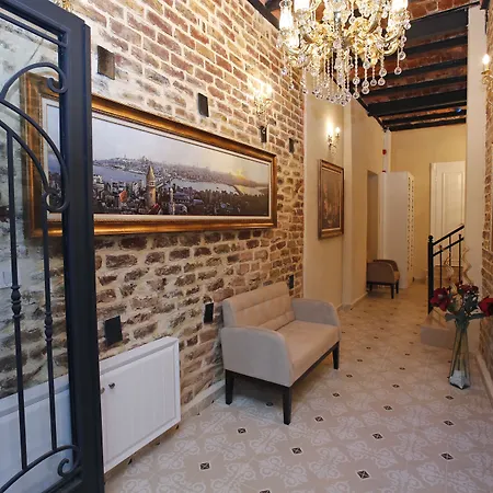 Art Nouveau Galata מלון דירות 3*