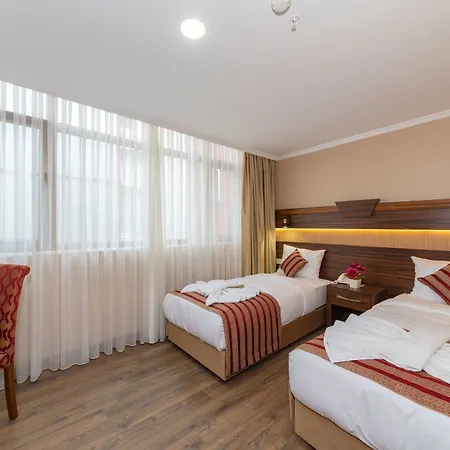Hotel Vision Deluxe 3*