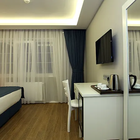 Taksim Santa Lucia 3*