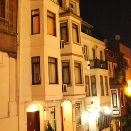 Taksim Square Hot Apart Otel 3*
