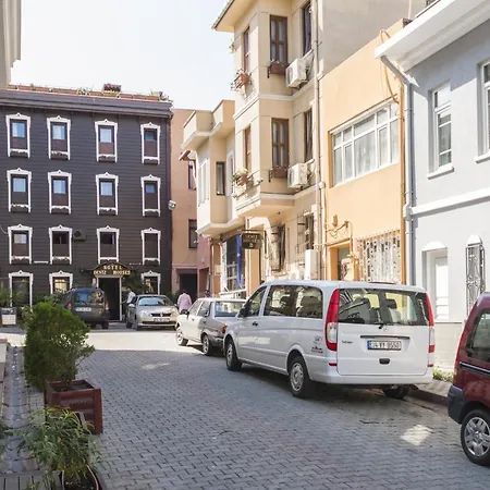 Deniz Istanbul
