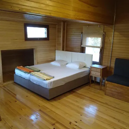 Апартаменты Retro & Wood