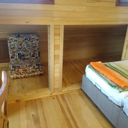 Апартаменты Retro & Wood