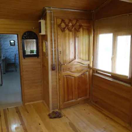 Retro & Wood Apartment