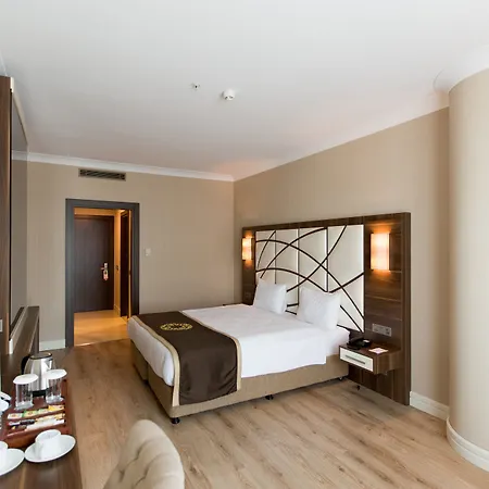 The Grand Mira Business Hotel Hotel