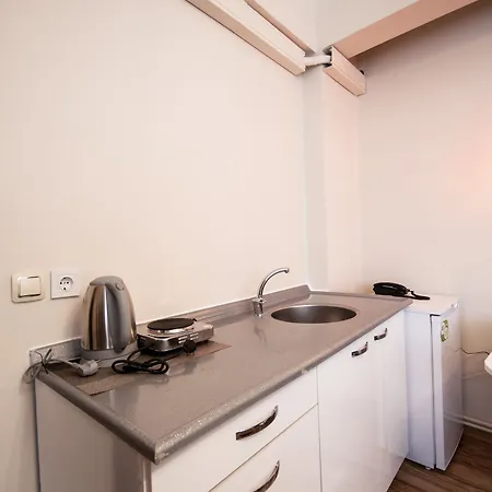 White Pearl Apartment *