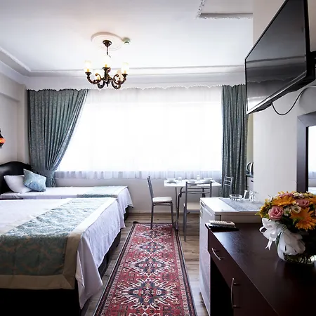 White Pearl Apartment *
